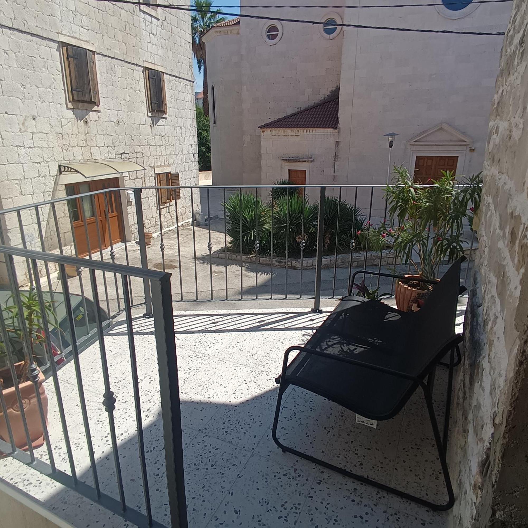 Apartman Oleandar Kaštela Exterior foto